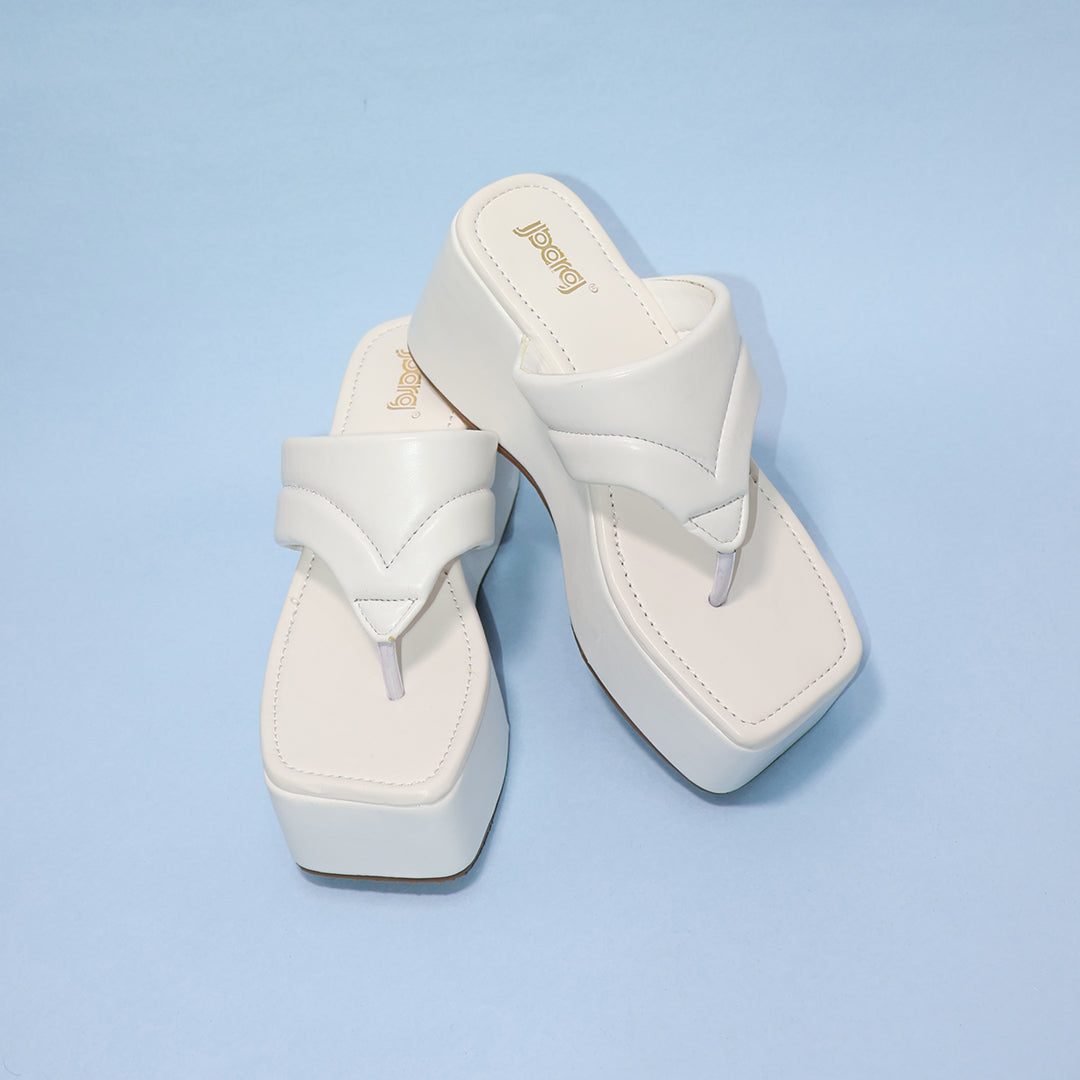 Sleek Noir Platform Wedge Flip-Flops
