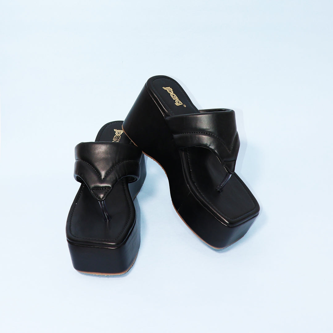 Sleek Noir Platform Wedge Flip-Flops